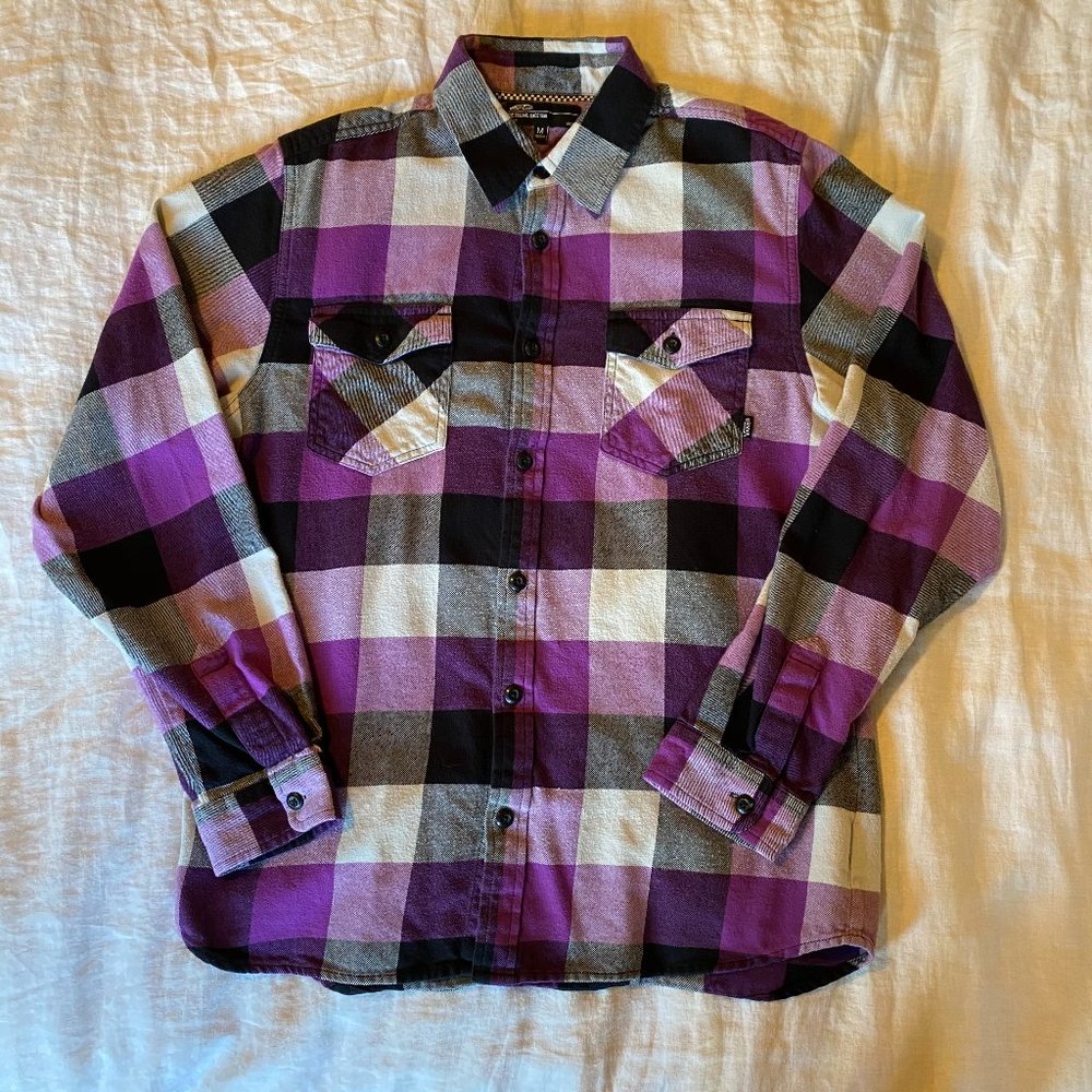 Vans Plaid Flannel Long Sleeve Button Down